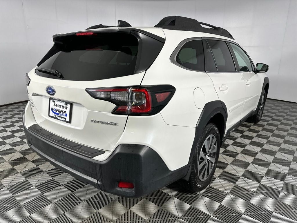 2025 Subaru Outback Premium