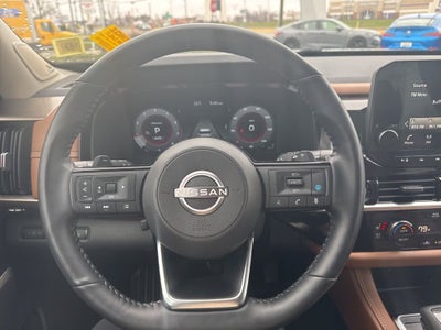 2024 Nissan Pathfinder Platinum