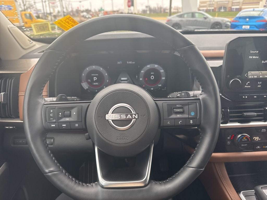 2024 Nissan Pathfinder Platinum