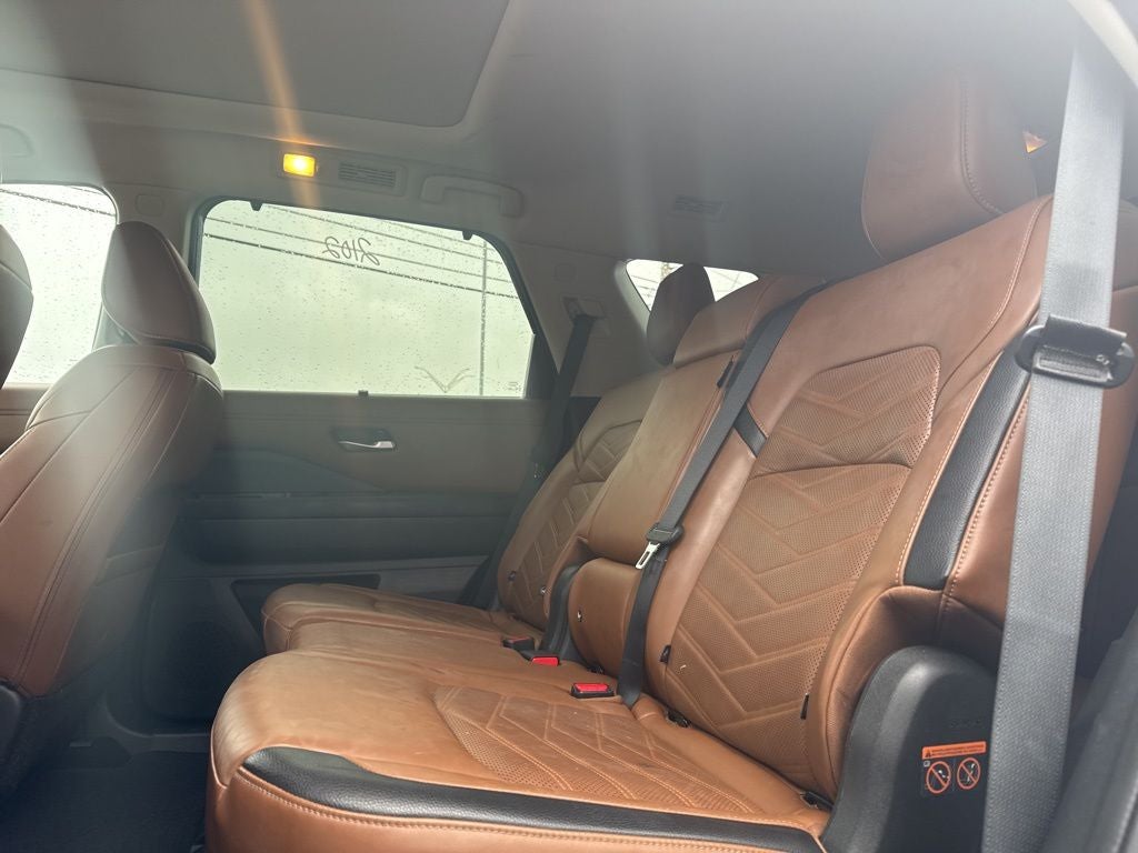 2024 Nissan Pathfinder Platinum