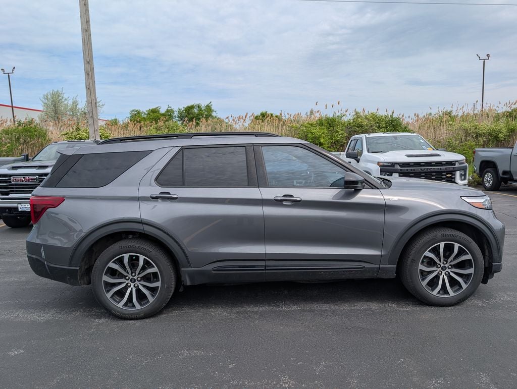 2022 Ford Explorer ST-Line