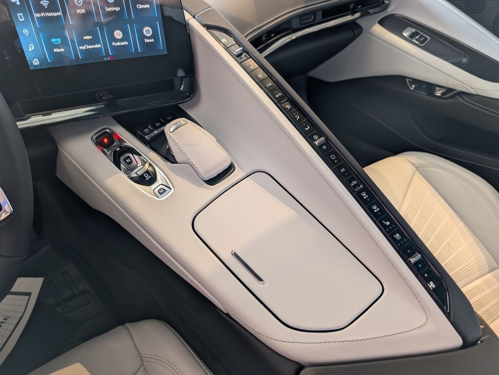 2024 Chevrolet Corvette Stingray 2LT