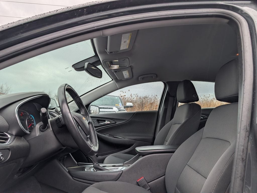 2017 Chevrolet Malibu LT 1LT