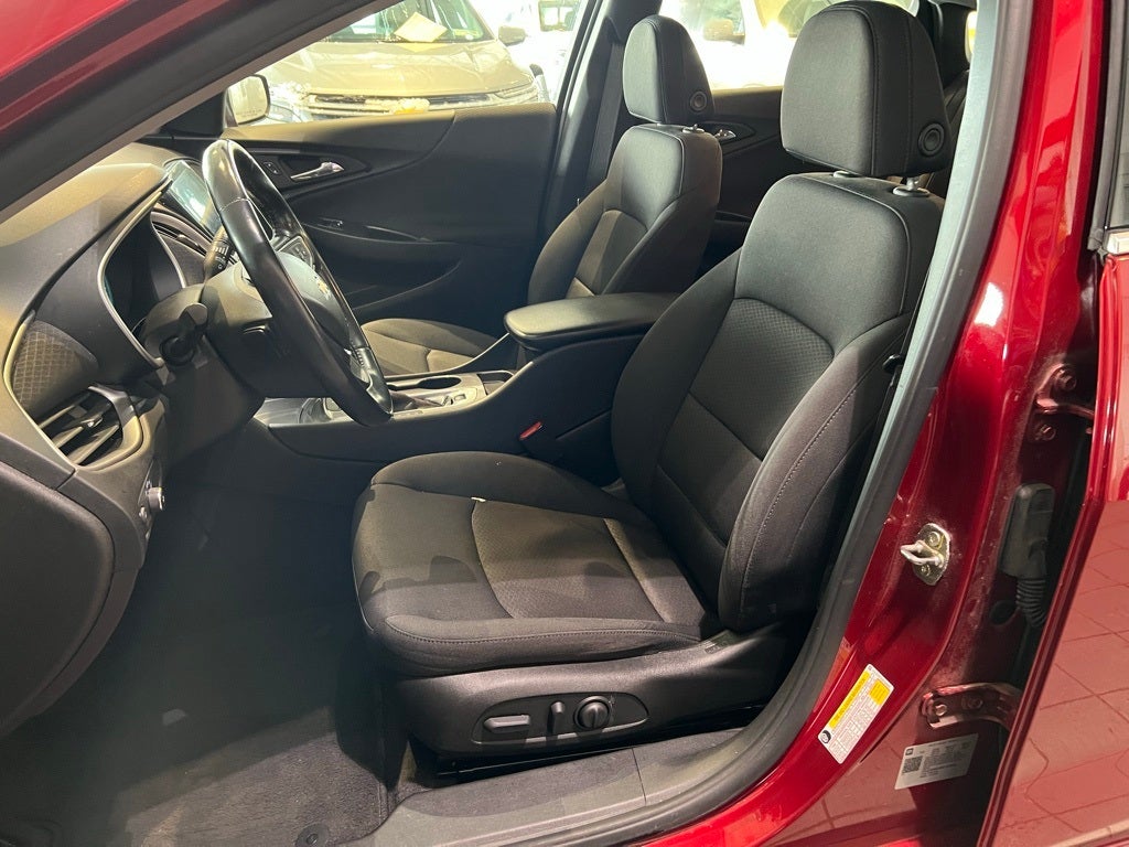 2022 Chevrolet Malibu RS