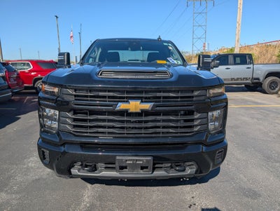 2024 Chevrolet Silverado 2500HD Custom