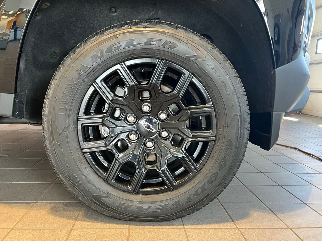 2025 Chevrolet Colorado Work Truck