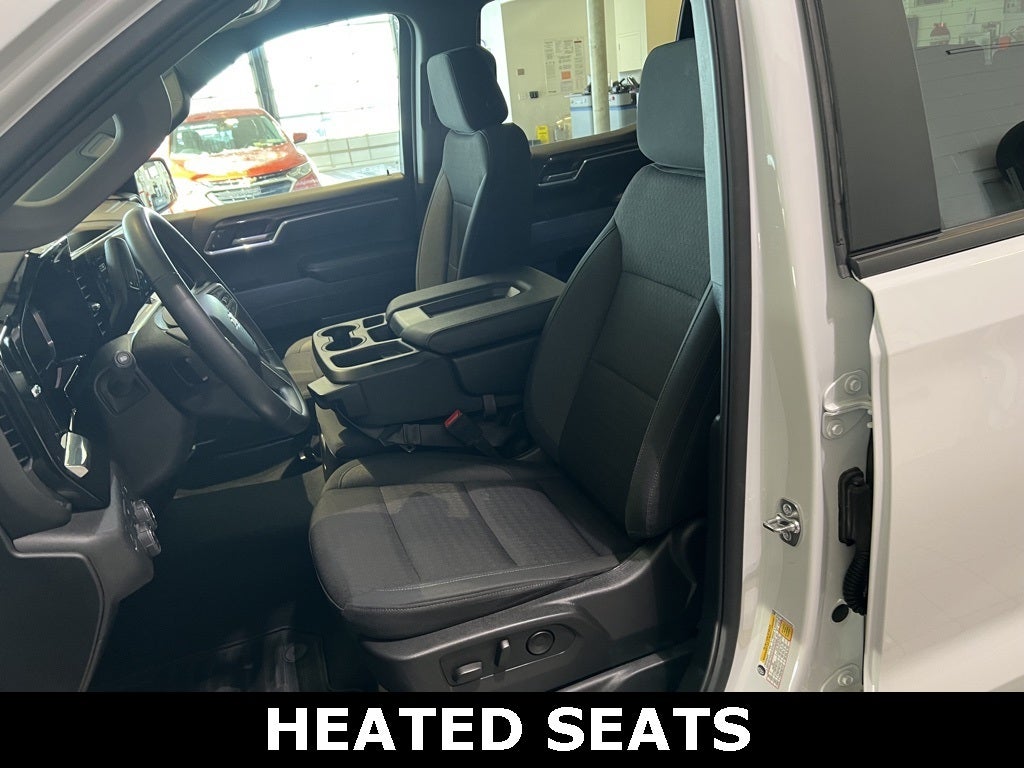 2025 Chevrolet Silverado 1500 LT LT1