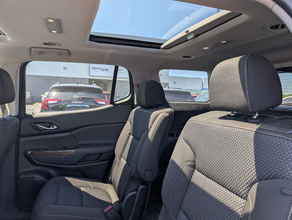 2023 GMC Acadia SLE