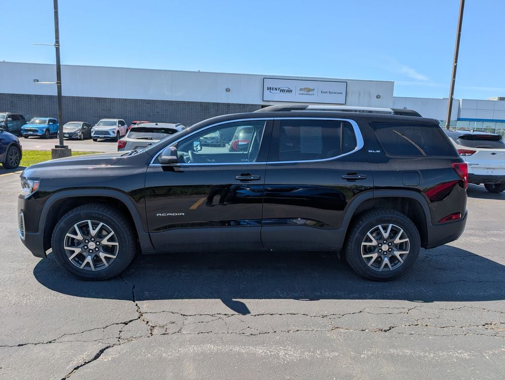 2023 GMC Acadia SLE