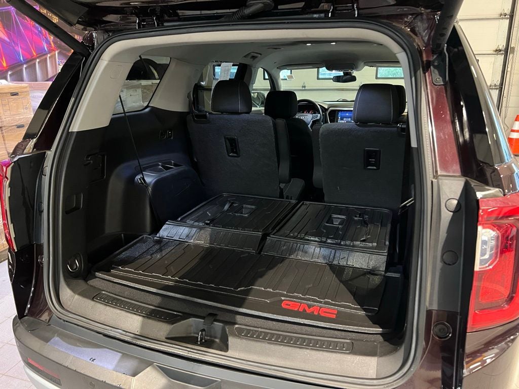 2020 GMC Acadia SLE