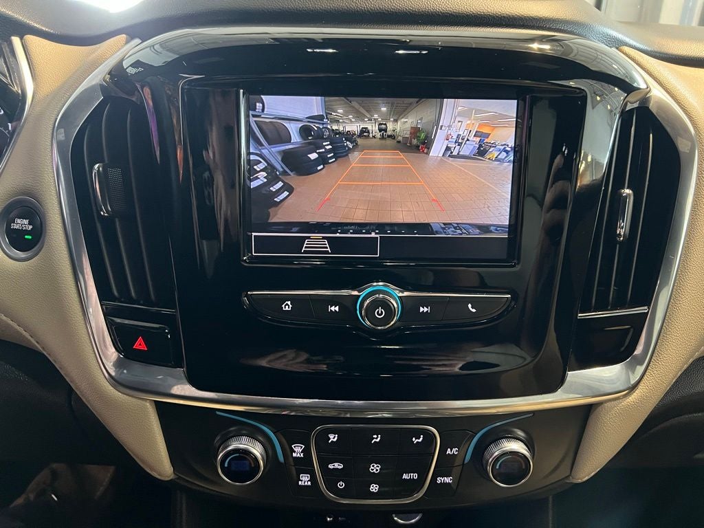 2023 Chevrolet Traverse LS