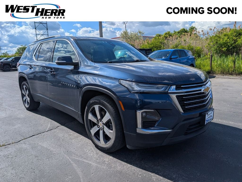 2023 Chevrolet Traverse LT Leather