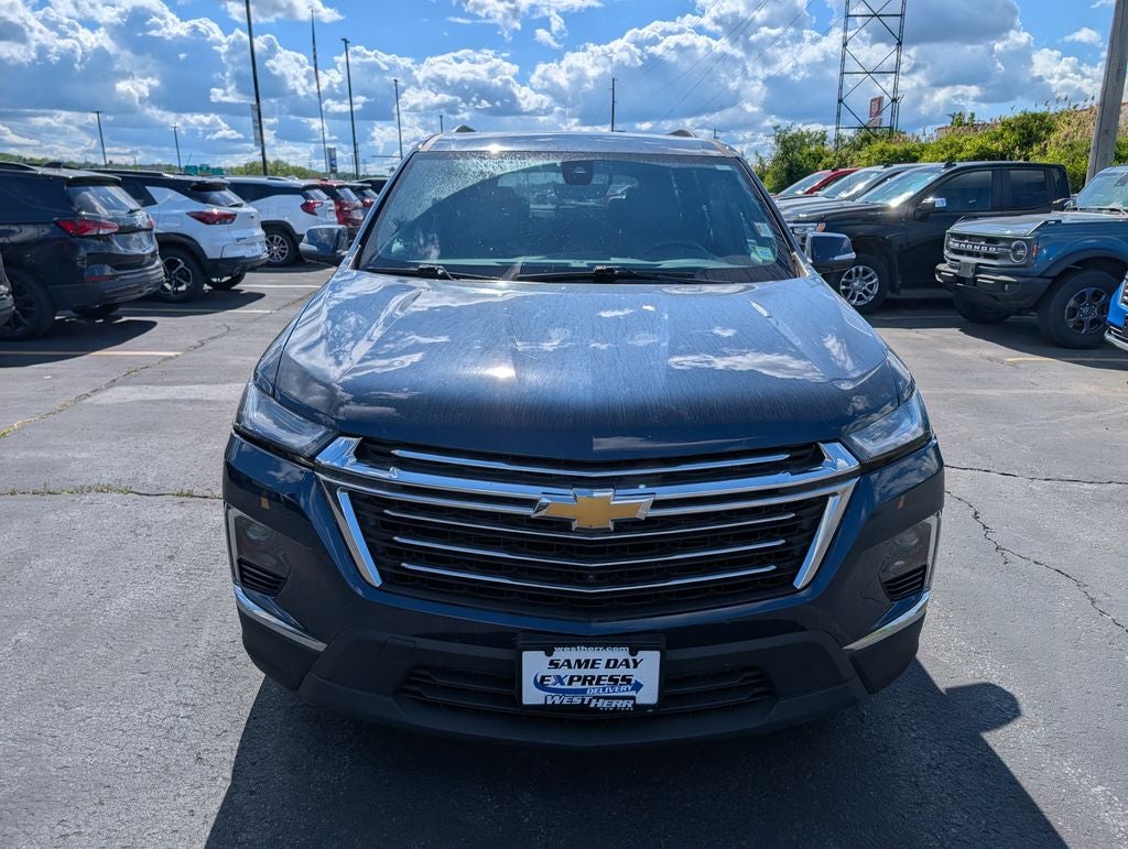2023 Chevrolet Traverse LT Leather