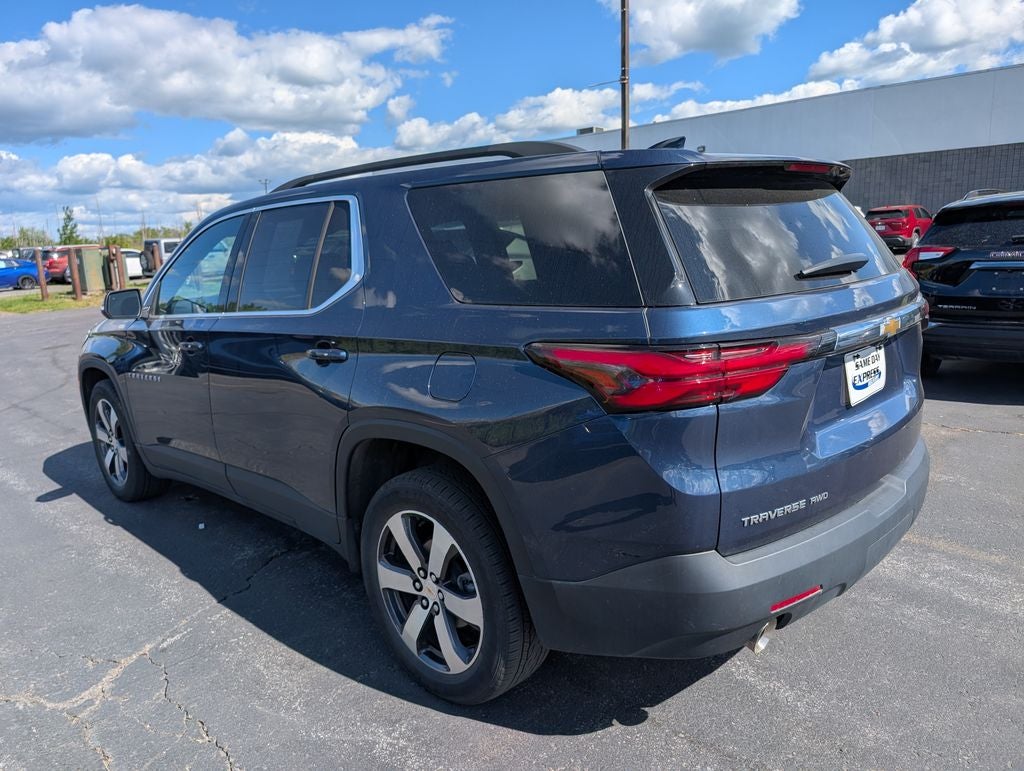 2023 Chevrolet Traverse LT Leather