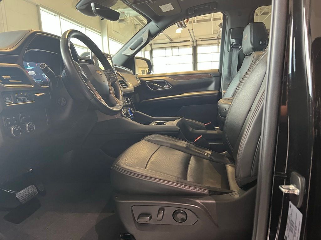 2023 Chevrolet Suburban High Country