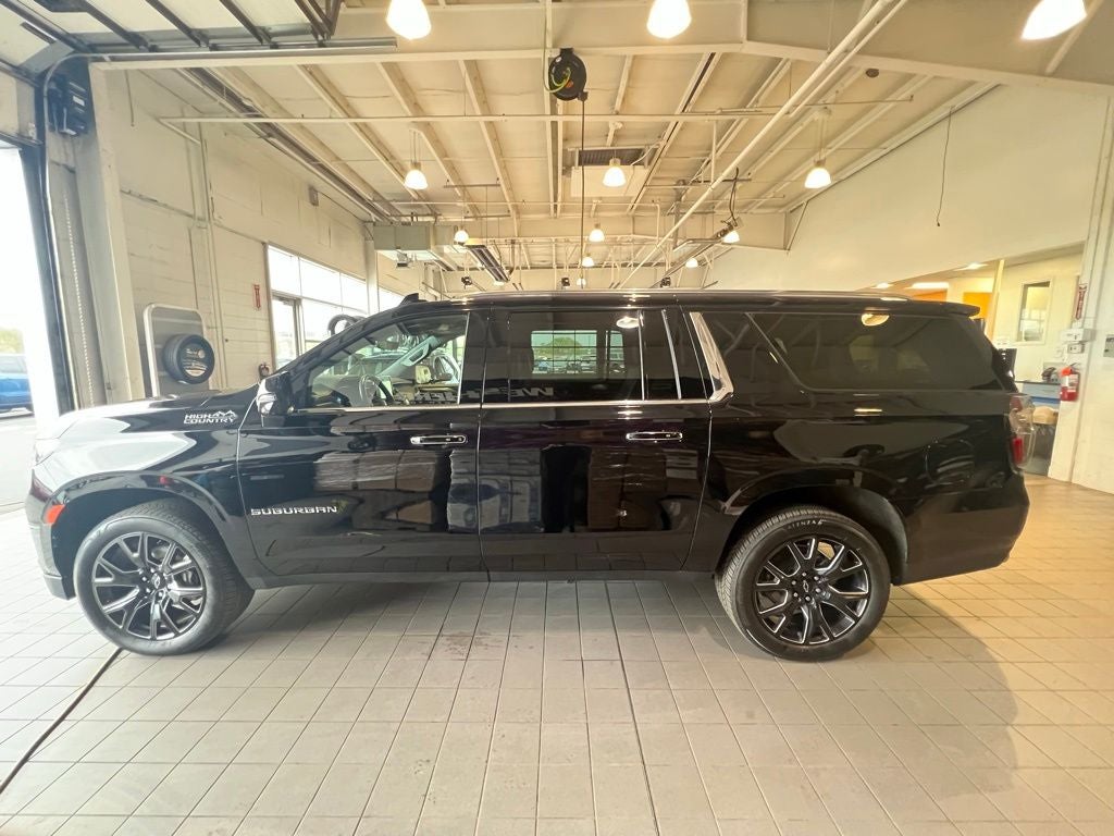 2023 Chevrolet Suburban High Country