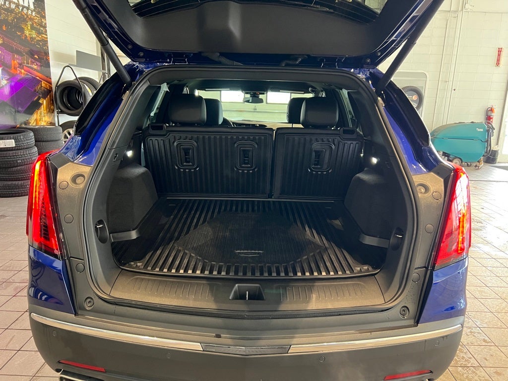 2025 Cadillac XT5 Luxury