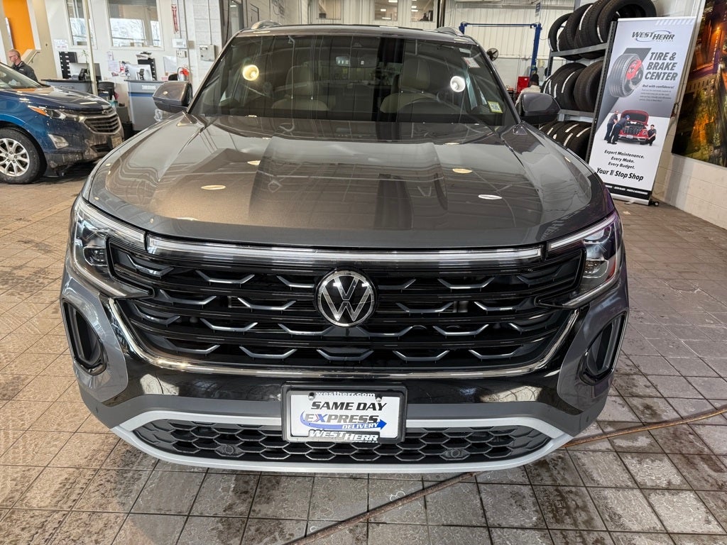 2024 Volkswagen Atlas Cross Sport 2.0T SE w/Technology