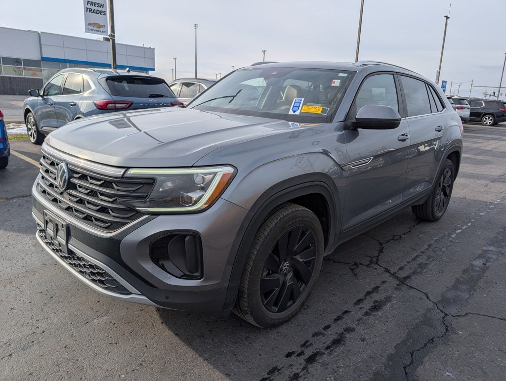 2024 Volkswagen Atlas Cross Sport 2.0T SE w/Technology