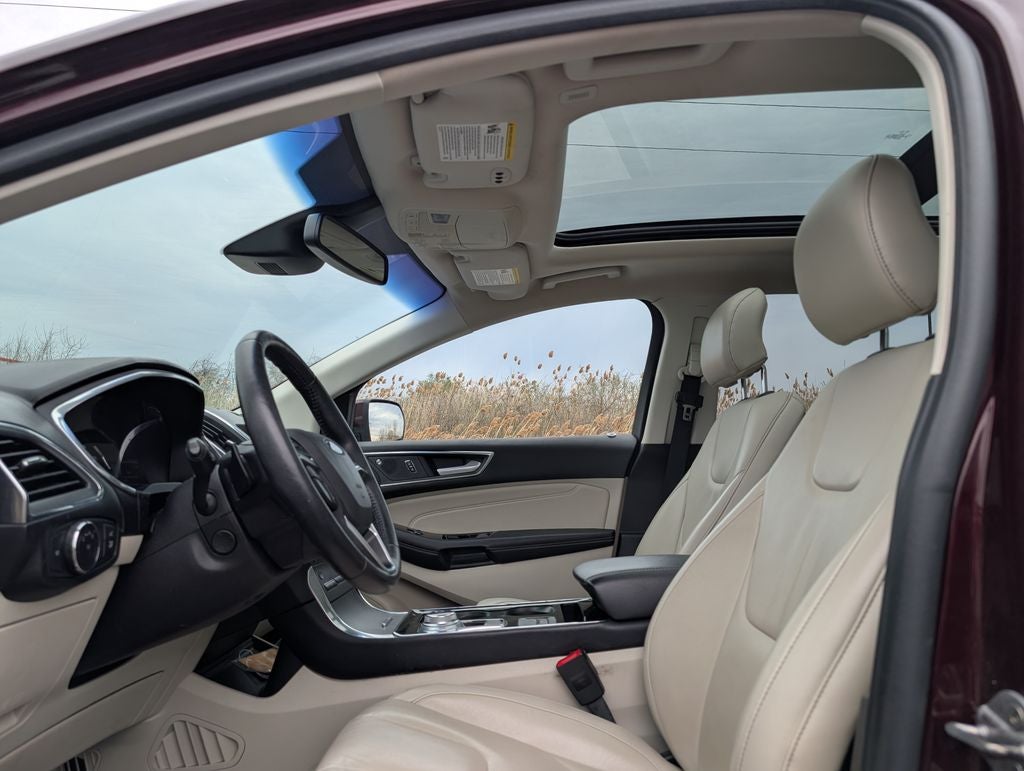 2019 Ford Edge Titanium
