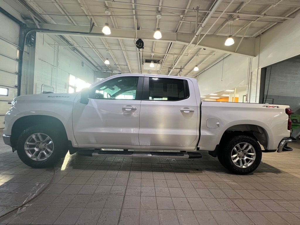 2022 Chevrolet Silverado 1500 LT LT1