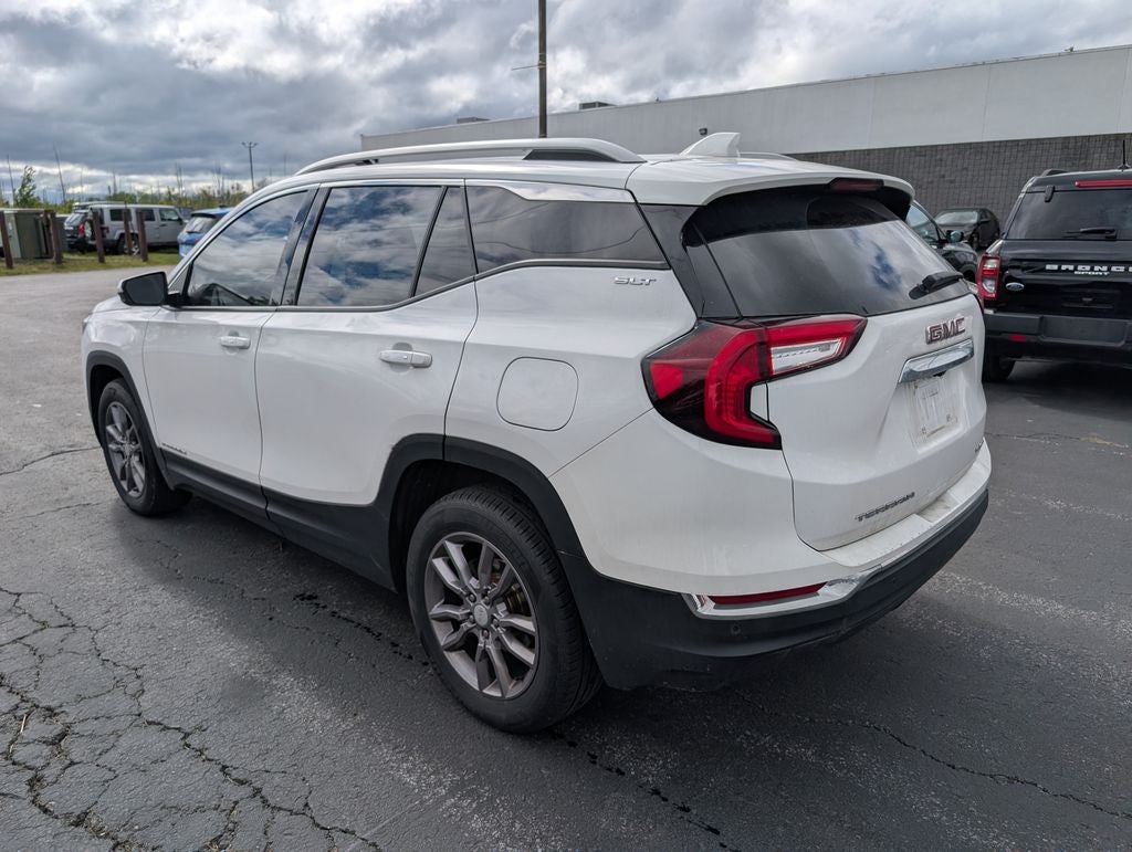 2023 GMC Terrain SLT