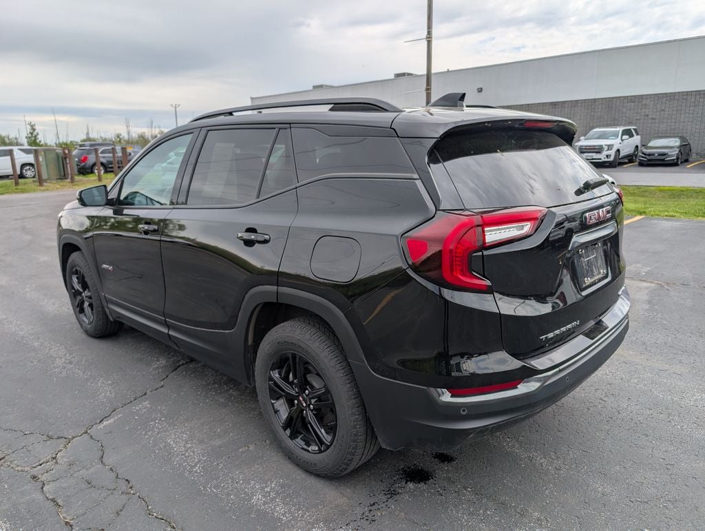 2024 GMC Terrain AT4