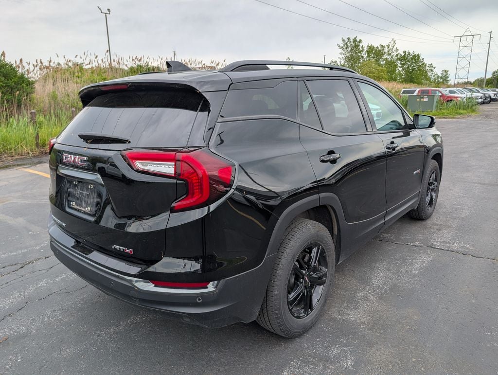2024 GMC Terrain AT4