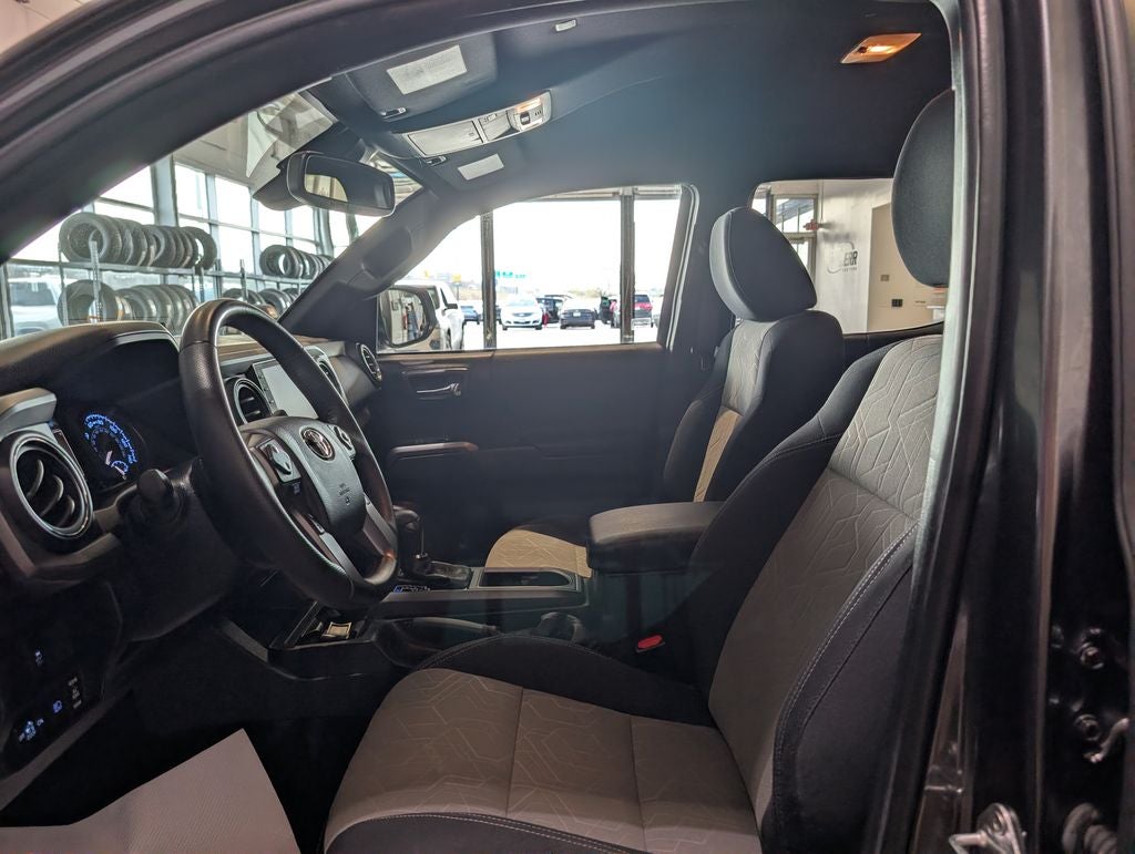 2023 Toyota Tacoma TRD Sport V6