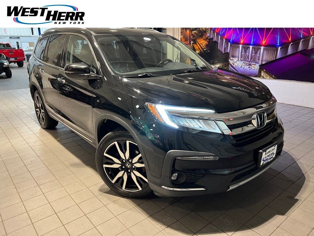 2022 Honda Pilot Touring 8 Passenger