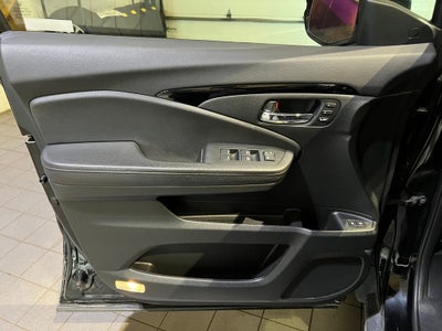 2022 Honda Pilot Touring 8 Passenger