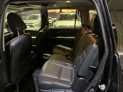2022 Honda Pilot Touring 8 Passenger
