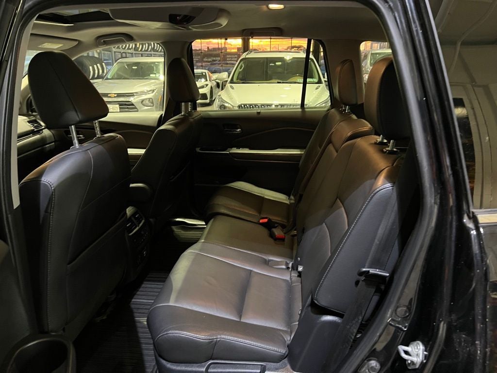 2022 Honda Pilot Touring 8 Passenger