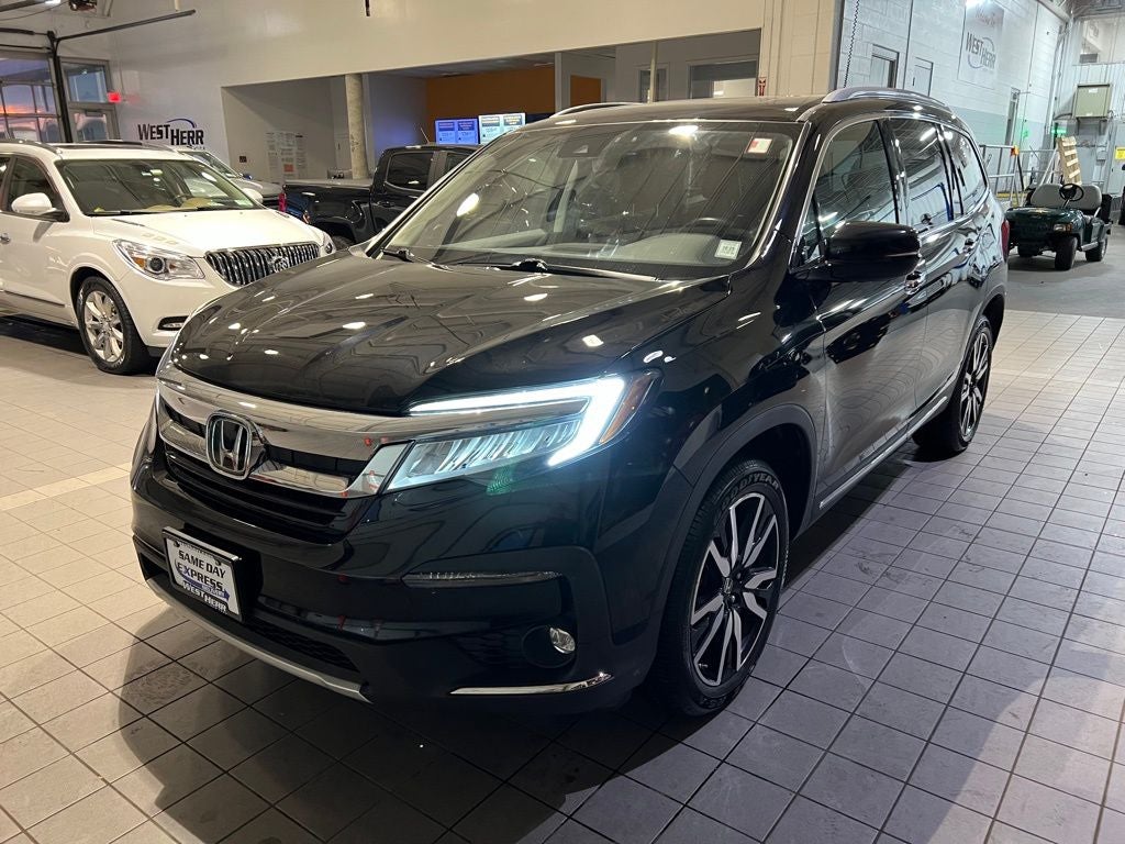 2022 Honda Pilot Touring 8 Passenger