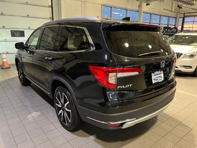 2022 Honda Pilot Touring 8 Passenger
