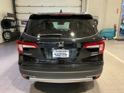 2022 Honda Pilot Touring 8 Passenger