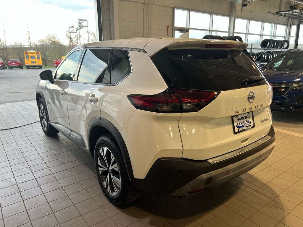 2021 Nissan Rogue SV