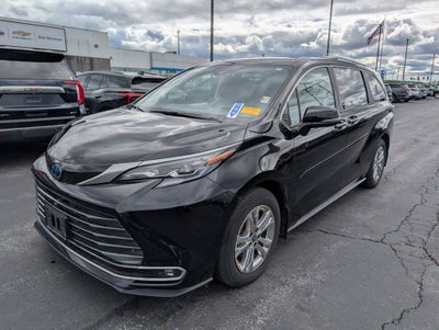 2024 Toyota Sienna Platinum 7 Passenger