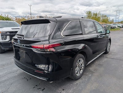 2024 Toyota Sienna Platinum 7 Passenger