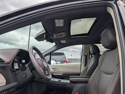 2024 Toyota Sienna Platinum 7 Passenger