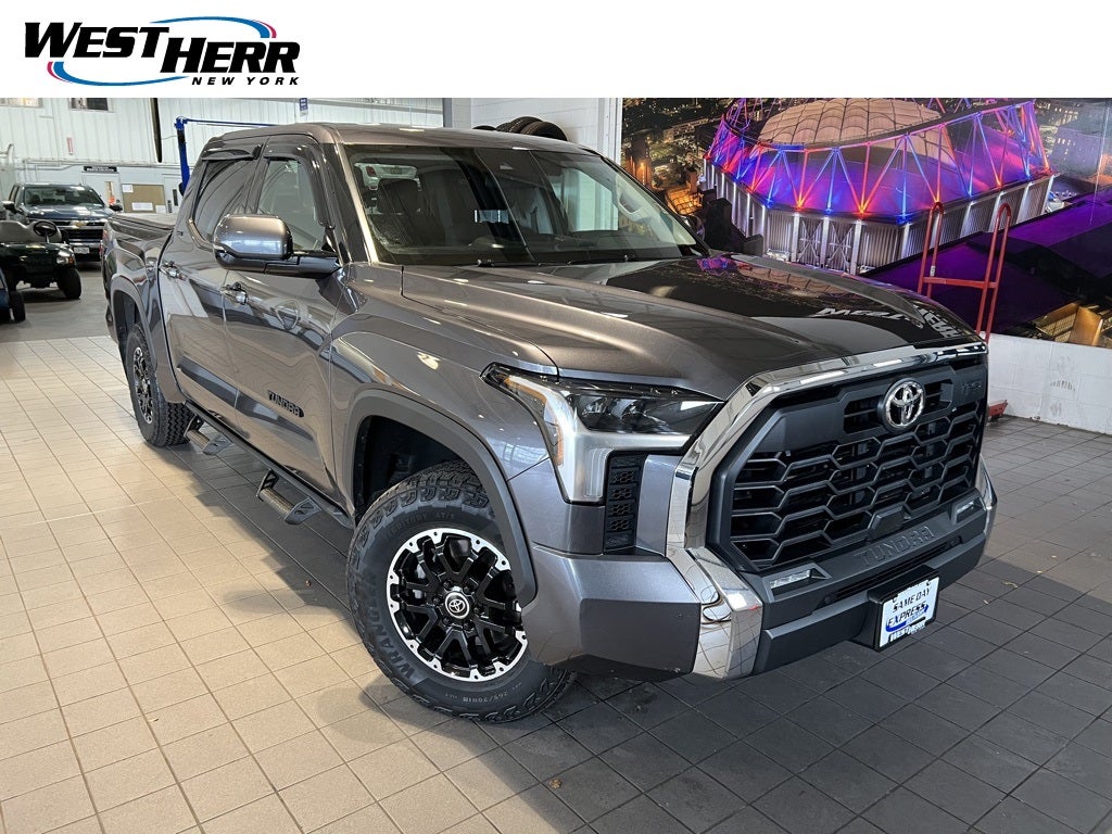 2022 Toyota Tundra SR5
