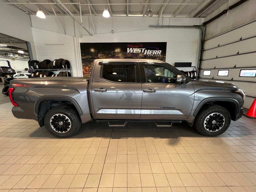 2022 Toyota Tundra SR5