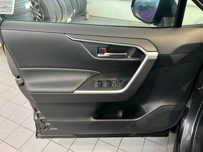 2024 Toyota RAV4 Prime SE