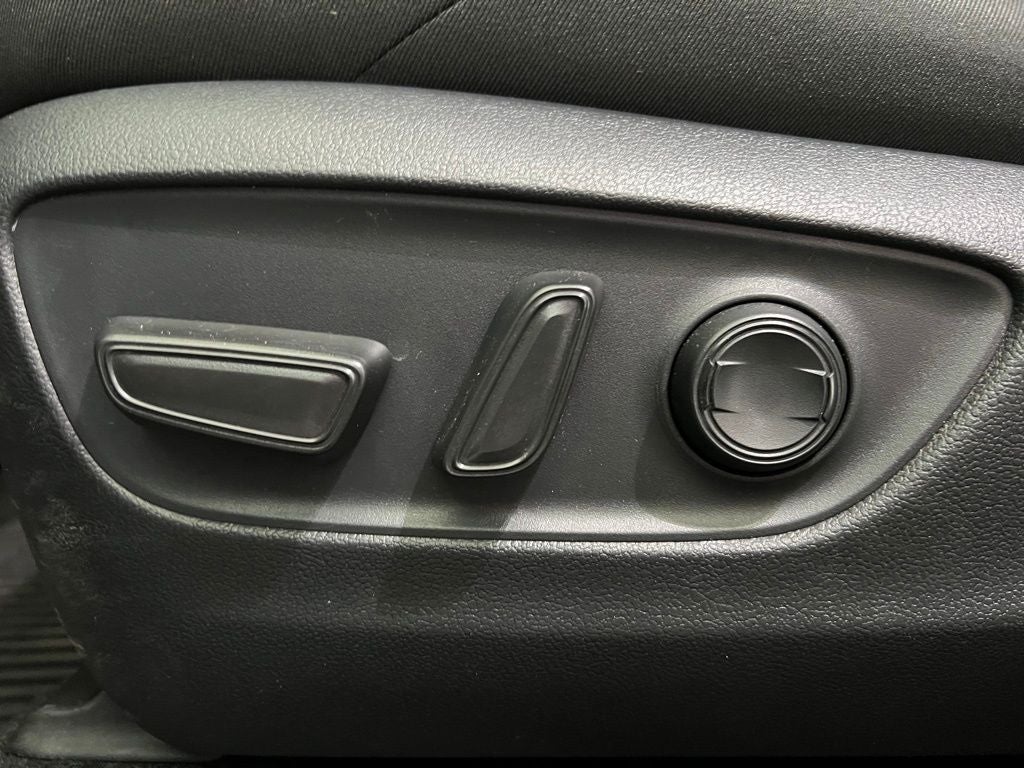 2024 Toyota RAV4 Prime SE