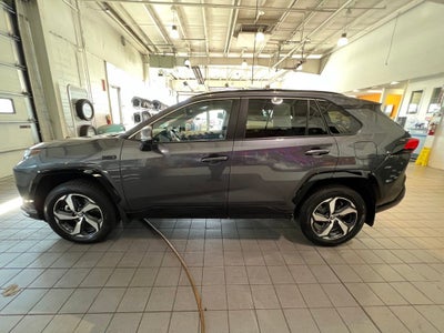 2024 Toyota RAV4 Prime SE