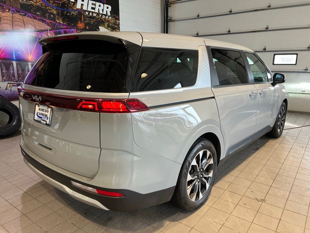 2024 Kia Carnival EX