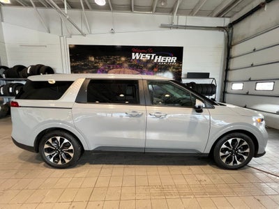 2024 Kia Carnival EX