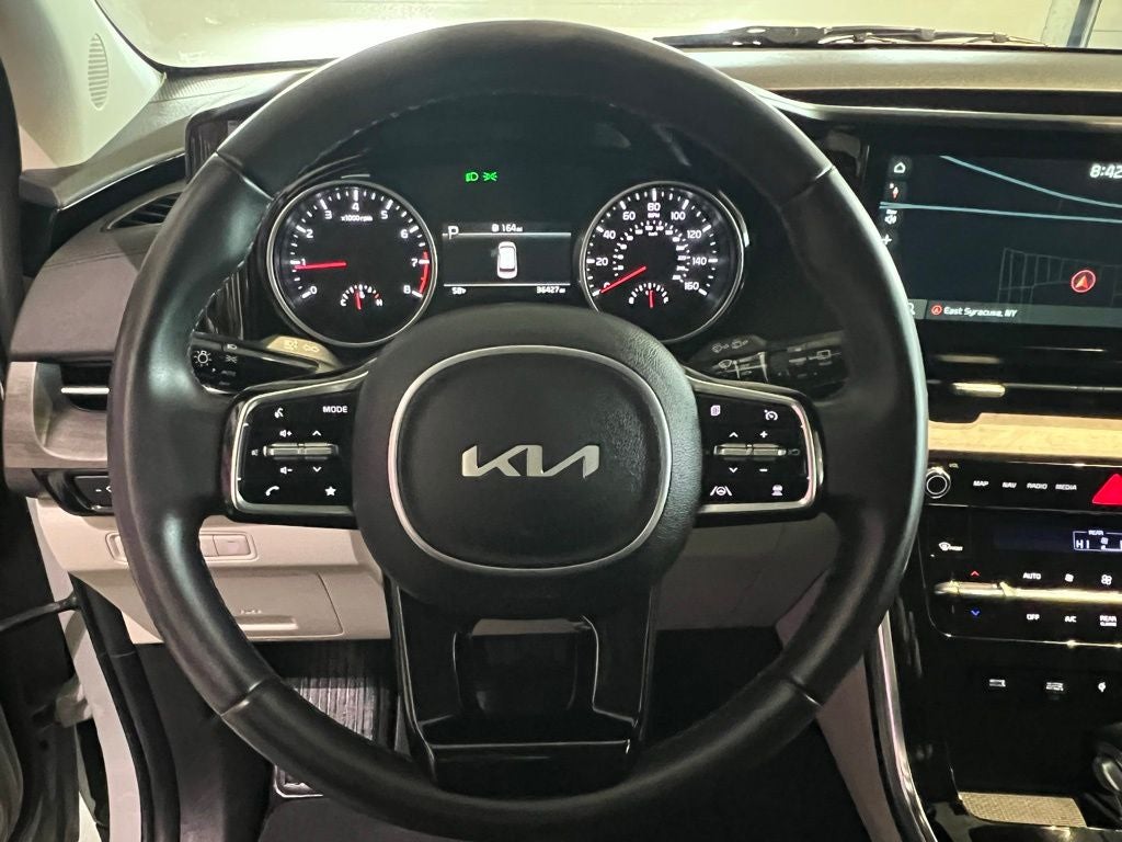 2024 Kia Carnival EX