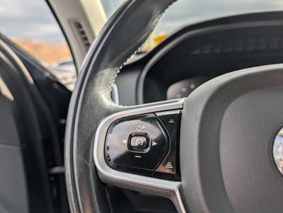 2020 Volvo XC90 T5 Momentum