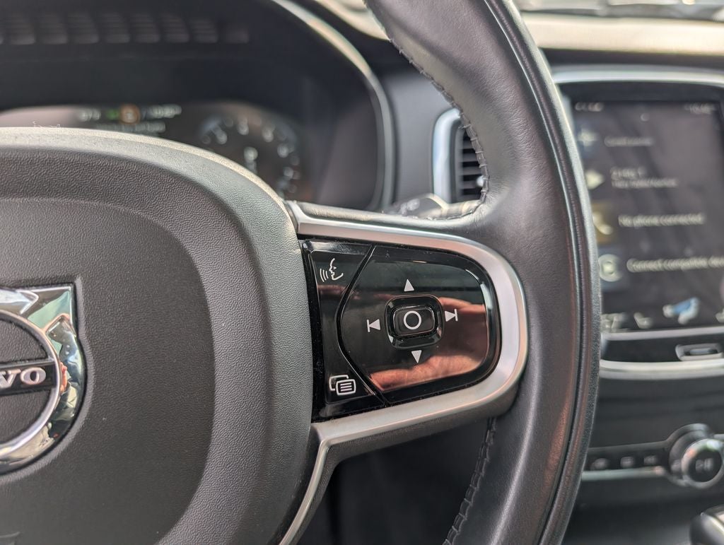 2020 Volvo XC90 T5 Momentum